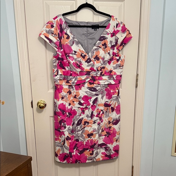 Adrianna Papell Dresses & Skirts - Adrianna Papell Pink and Purple Floral Midi Dress